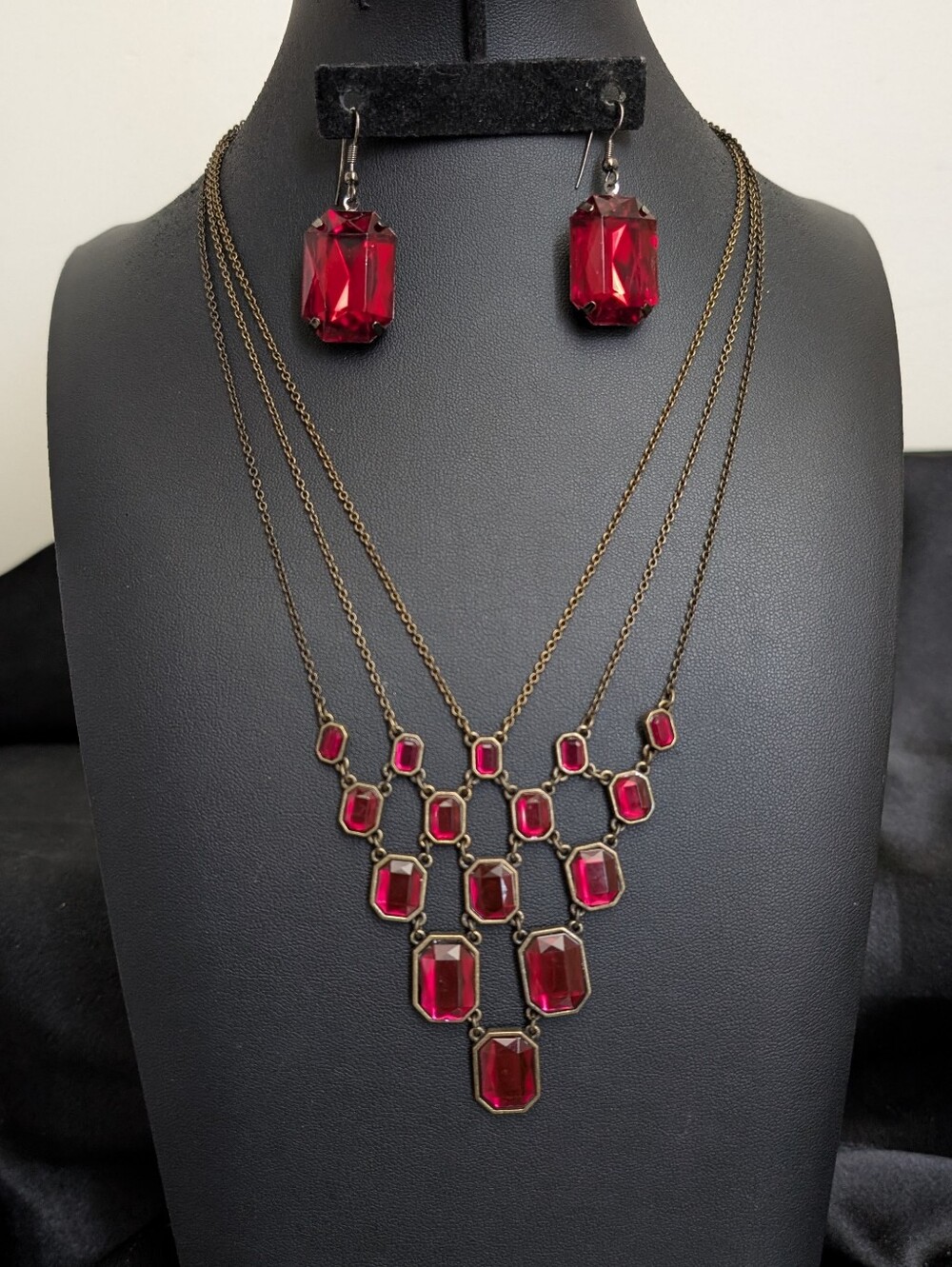 J. Crew | Jewelry | 14vintage J Crew Copper Color And Red Necklace ...